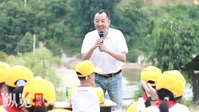 云鼎娱乐官方网站-纵览热点｜陈行甲在基金会年薪超70万引发争议，基金会回应：民政部门已关注到，经过核实没有问题