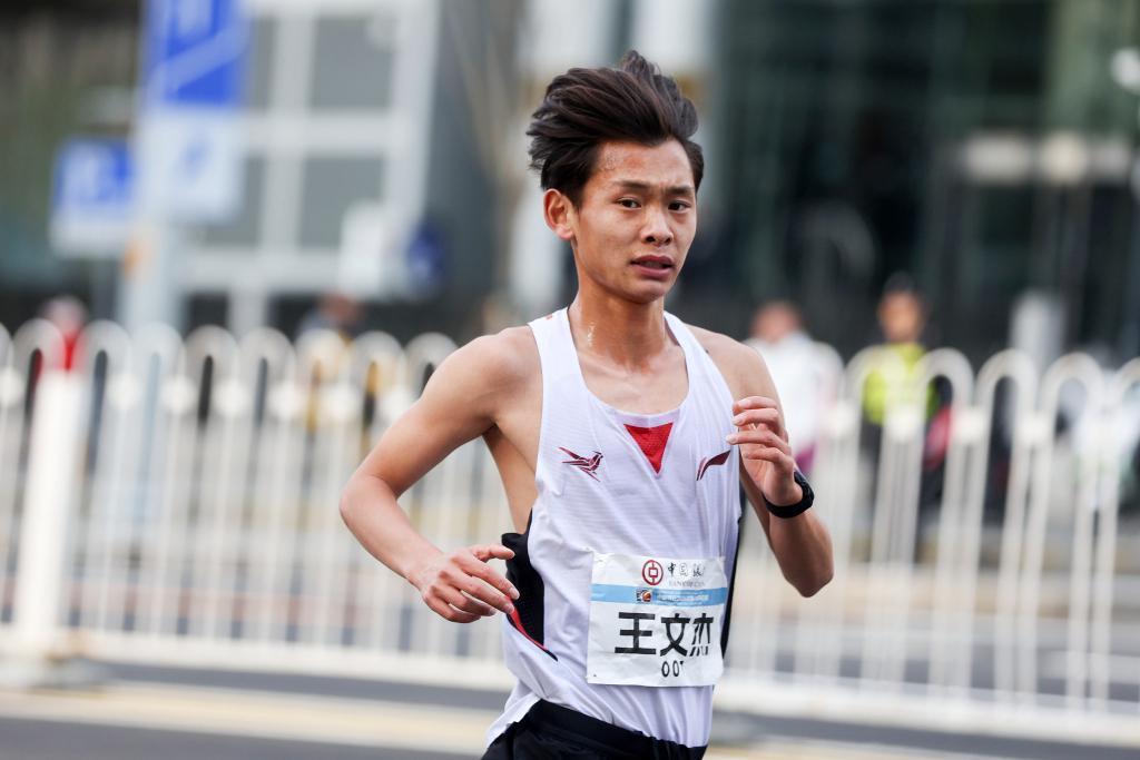 云鼎娱乐官方入口-王文杰再破万米国家纪录，此前曾刷新国内男子半马最好成绩